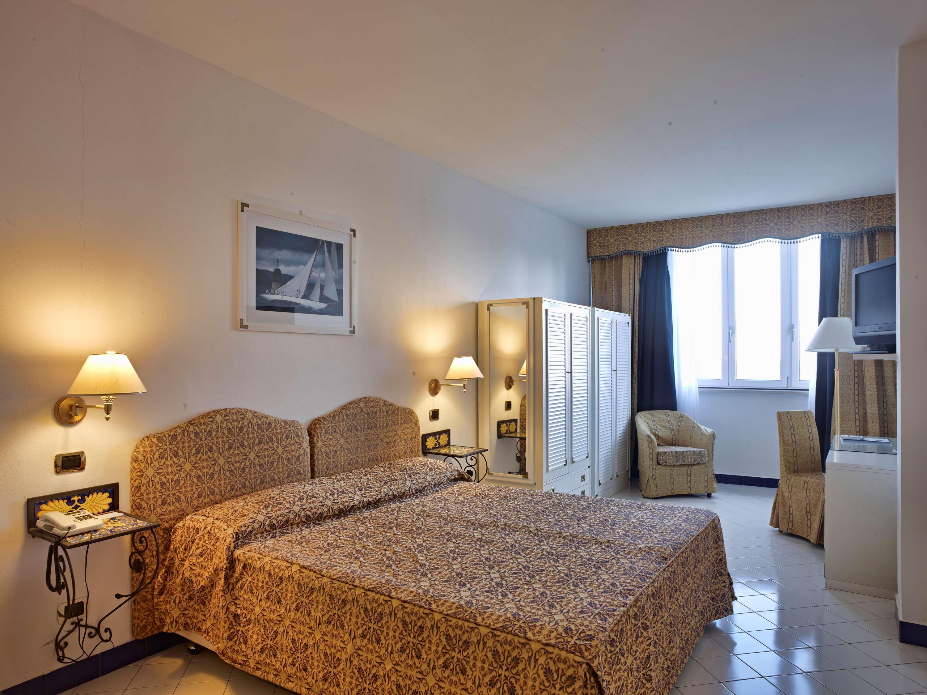 Best Western Hotel Acqua Novella Spotorno Exterior photo