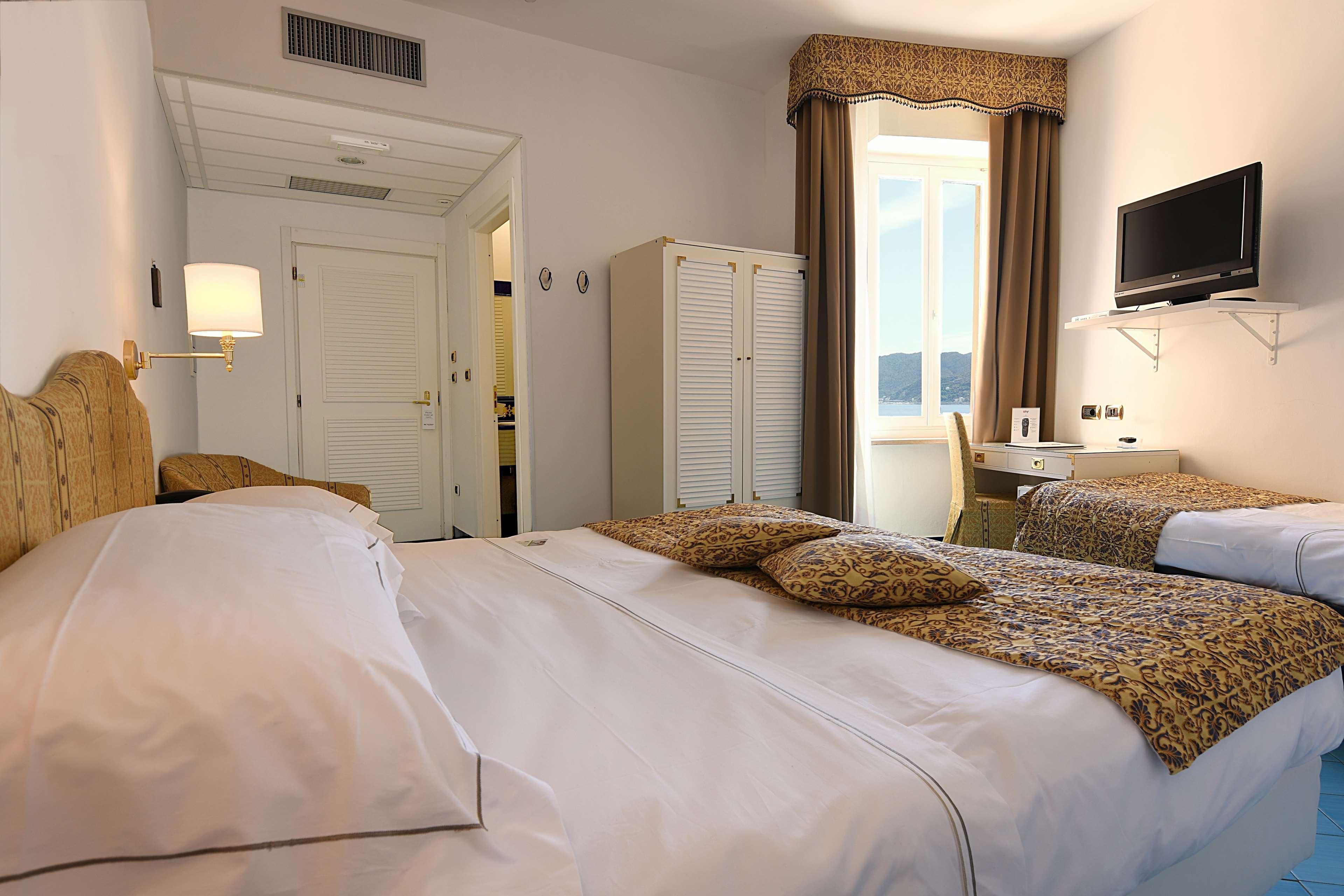 Best Western Hotel Acqua Novella Spotorno Exterior photo
